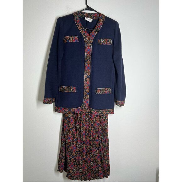 Vintage Jeffrey and Dara Set navy blue knit jacket with embroidery Skirt midi pl - Picture 1 of 16